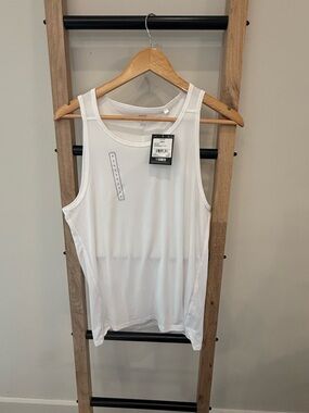 DSG NWT White Athletic Run Tank Top S